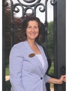 Tamie Yoder from CENTURY 21 Heritage