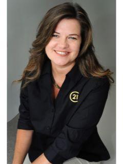 Delilah Williamson from CENTURY 21 Lyons & Associates Real Estate