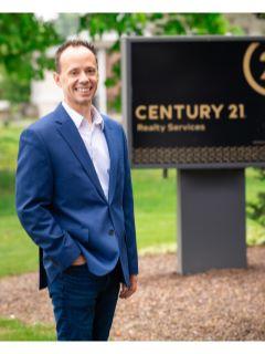 Michael Vogel from CENTURY 21 Realty Services