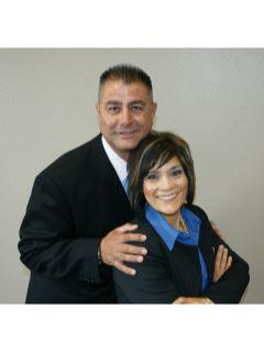 Laura Luna from CENTURY 21 Union Realty Co.