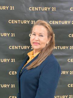 Maria Acosta from CENTURY 21 Rosa Leon