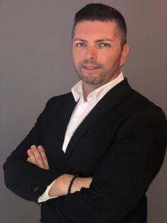 Nikola Zafirovski from CENTURY 21 Beggins Enterprises