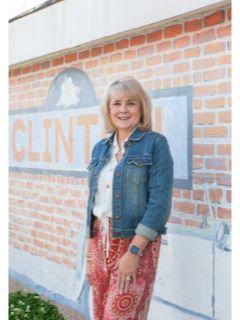 Cindy Robertson of Full Circle Team from CENTURY 21 Prestige