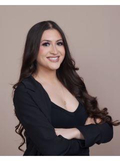Elicia Carrisalez from CENTURY 21 Select Real Estate, Inc.