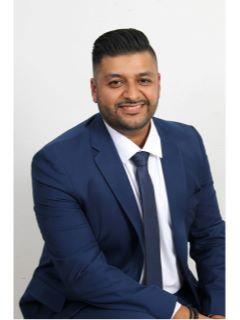 Adin Hernandez from CENTURY 21 A Better Service Realty