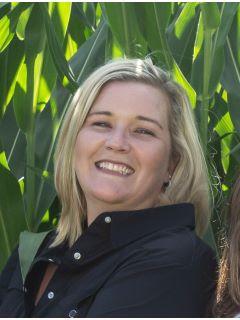Amy Roach of Farm and Ranch Team from CENTURY 21 Integra