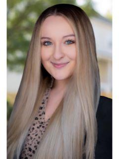 Hannah Rogers from CENTURY 21 Redwood Realty