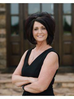 Angie Parsons Parsons of Mitzi Kirsch Team from CENTURY 21 Blackwell & Co. Realty, Inc.