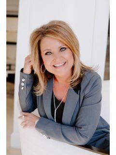 Andrea Ehrmantraut from CENTURY 21 Signature Realty