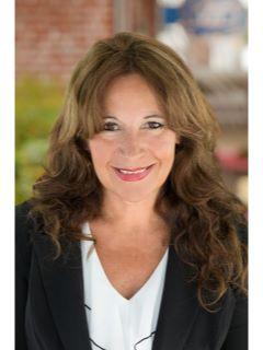 Adriana Rossi from CENTURY 21 Redwood Realty