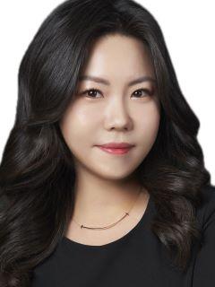 Euna Cho from CENTURY 21 Clemens Group
