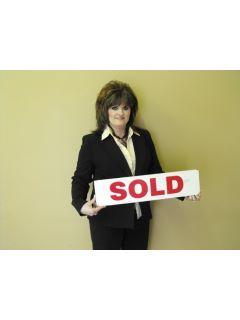 Linda Hill from CENTURY 21 Commonwealth Real Estate