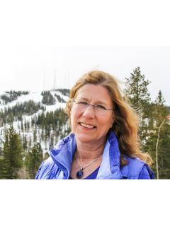 Linda Derosier profile photo
