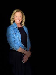 Lydia Spink from CENTURY 21 Lindsey & Pauley