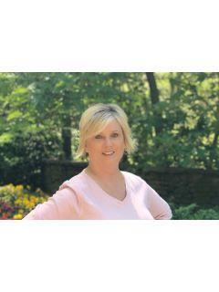 Sandra Jarrett from CENTURY 21 Lindsey & Pauley