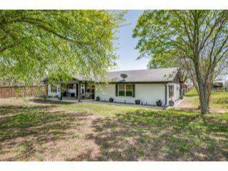 Property in Boyd, TX 76023 thumbnail 2