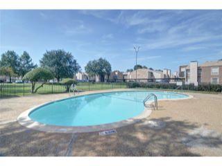 Property in Fort Worth, TX thumbnail 3