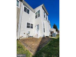 Property in Suitland, MD 20746 thumbnail 2