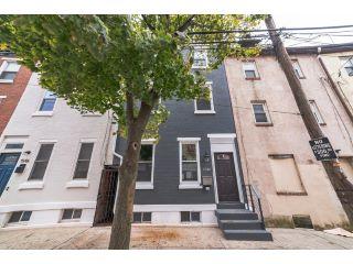 Property in Philadelphia, PA 19122 thumbnail 2