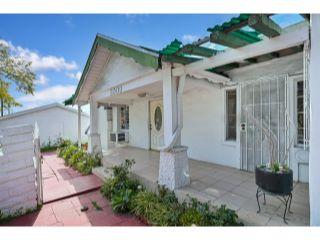 Property in Los Angeles, CA 90027 thumbnail 1