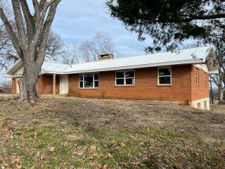 Property in West Plains, MO thumbnail 1