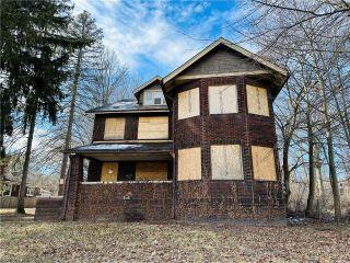 Property in Youngstown, OH thumbnail 6