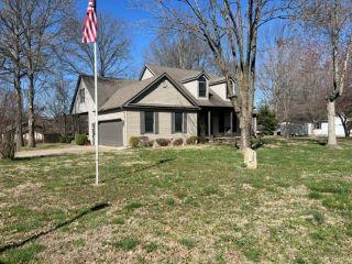 Property in Carterville, IL 62918 thumbnail 0