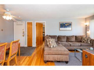 Property in Stoneham, MA thumbnail 6