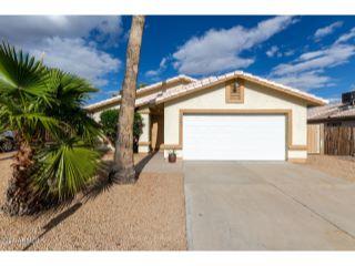 Property in Phoenix, AZ 85027 thumbnail 0