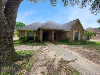 Property in Katy, TX thumbnail 2