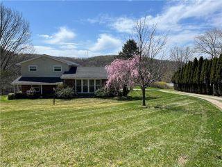 Property in New Cumberland, WV thumbnail 2