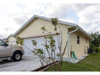 Property in Port St Lucie, FL 34953 thumbnail 1