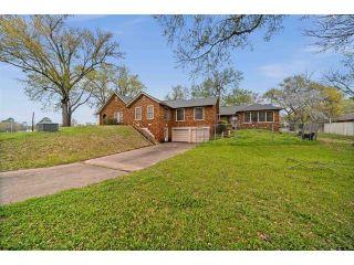 Property in Jacksonville, TX 75766 thumbnail 0