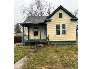 Property in Carlinville, IL thumbnail 5