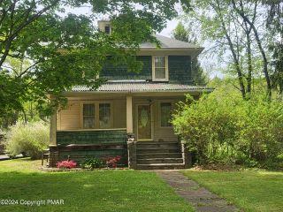 Property in Cresco, PA thumbnail 4