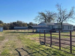 Property in Farmersville, TX thumbnail 6