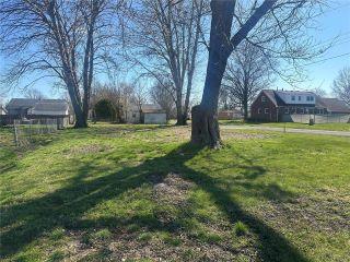Property in Litchfield, IL thumbnail 5