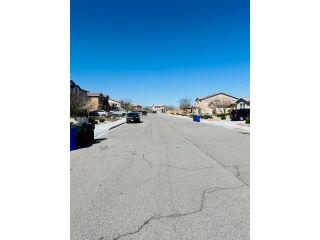 Property in Victorville, CA thumbnail 2
