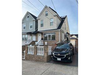 Property in Jamaica, NY 11432 thumbnail 1