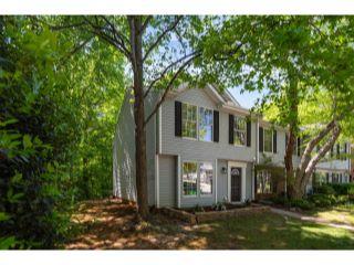 Property in Cary, NC 27513 thumbnail 2