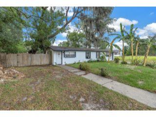 Property in Tampa, FL thumbnail 2