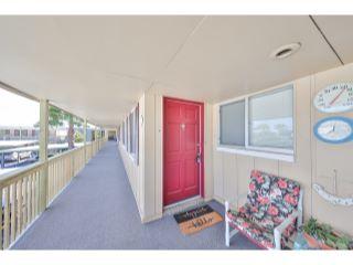 Property in Apollo Beach, FL thumbnail 5