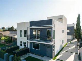 Property in Los Angeles, CA thumbnail 1