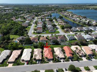Property in Bradenton, FL 34210 thumbnail 2