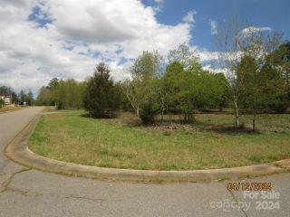 Property in Hickory, NC 28602 thumbnail 1