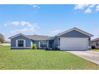 Property in Clermont, FL thumbnail 2