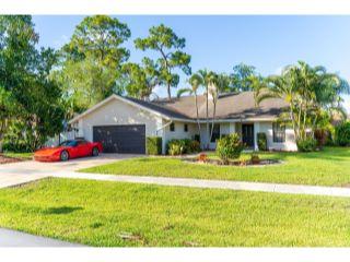 Property in Wellington, FL 33414 thumbnail 1