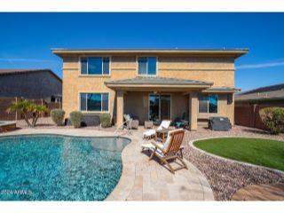 Property in San Tan Valley, AZ 85144 thumbnail 2