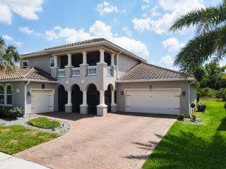 Property in Kissimmee, FL thumbnail 1