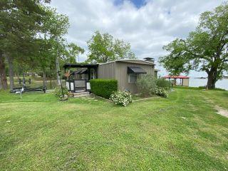 Property in Wills Point, TX thumbnail 4